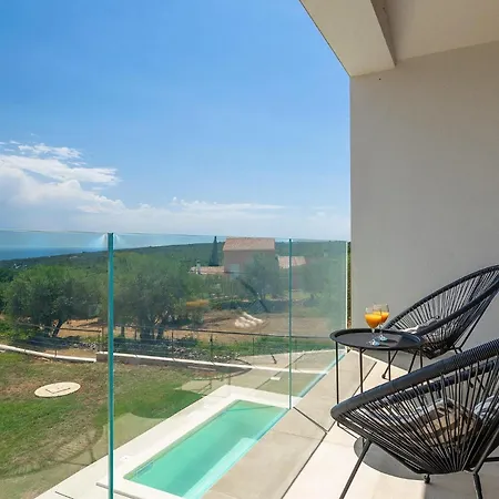 Ogradina Pola