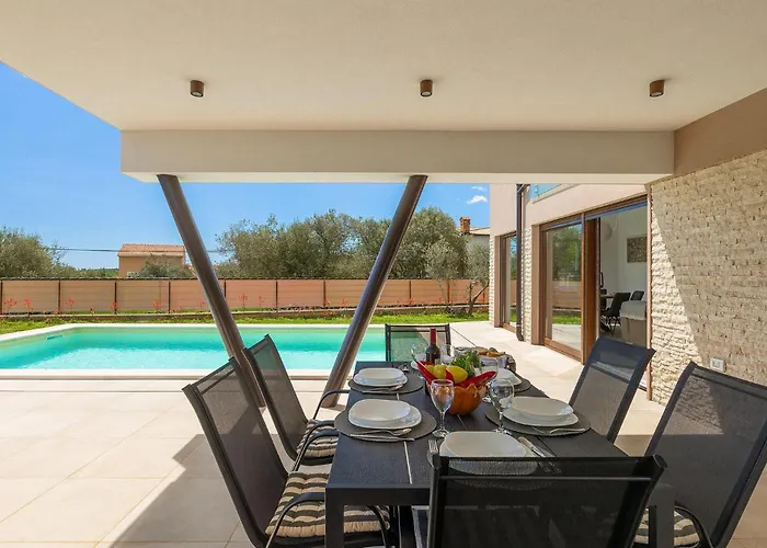 Ogradina Будинок відпочинку